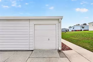 1614 Bay Meadows Ln, The Villages, FL 32159 - Photo 43