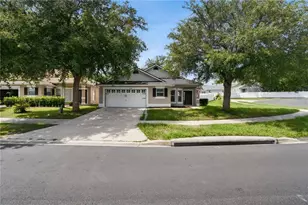 1409 Kellogg Dr, Tavares, FL 32778 - Photo 3