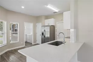 1409 Kellogg Dr, Tavares, FL 32778 - Photo 9