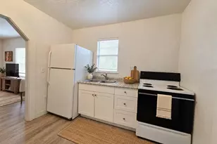 905 Nicholson St, Clearwater, FL 33755 - Photo 5