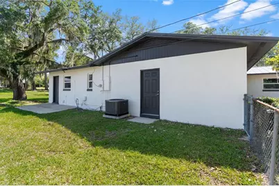 109 W Lakeview Street, Lady Lake, FL 32159 - Photo 21