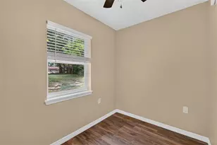 706 Mulberry St, Fruitland Park, FL 34731 - Photo 11