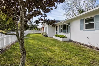 111 S Clayton Street, Mount Dora, FL 32757 - Photo 5