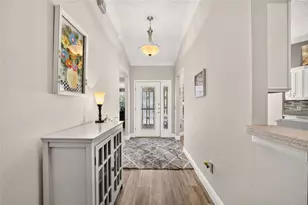 2749 Banyan Pl, The Villages, FL 32162 - Photo 3