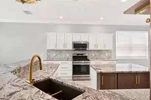 349 Pacolet Terrace, The Villages, FL 32162 - Photo 31
