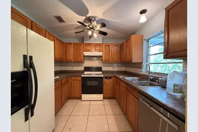 474 Winners Circle, Lady Lake, FL 32159 - Photo 11