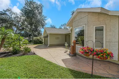 1524 Cervantes Place, The Villages, FL 32159 - Photo 9