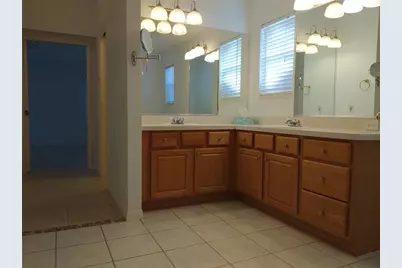 1233 Oak Forest Drive, The Villages, FL 32162 - Photo 19