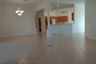 1233 Oak Forest Dr, The Villages, FL 32162 - Photo 9