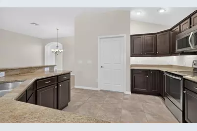 3376 Mayflower Loop, The Villages, FL 32163 - Photo 7