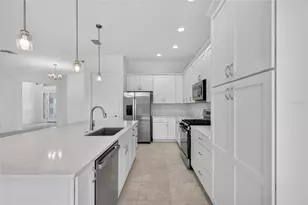 654 Shivers Loop, The Villages, FL 34762 - Photo 5