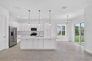654 Shivers Loop, The Villages, FL 34762 - Photo 9