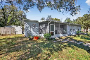 10438 SE 130th Pl, Ocklawaha, FL 32179 - Photo 29