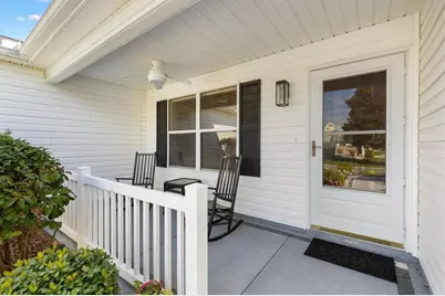 971 Kingmont Terrace, The Villages, FL 32162 - Photo 5