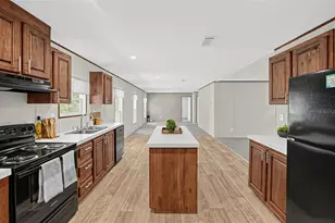 25300 Mardon Cir, Paisley, FL 32767 - Photo 19