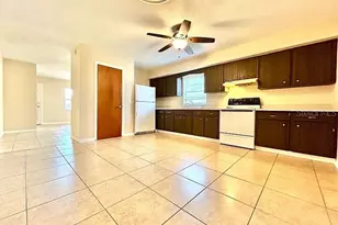 530-532 Park Ave, Umatilla, FL 32784 - Photo 3