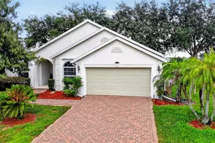 5405 Cape Hatteras Dr, Clermont, FL 34714 - Photo 1