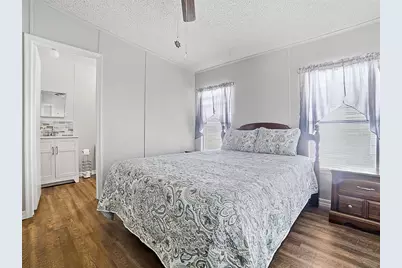 32322 Oak Park Drive, Leesburg, FL 34748 - Photo 13