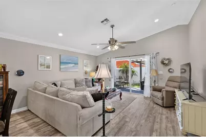 12446 NE 52nd Loop, Oxford, FL 34484 - Photo 13