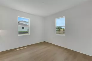 35228 Tuscan Hill Rd, Dade City, FL 33525 - Photo 9