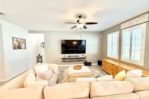 2769 Limerick Cir, Grand Island, FL 32735 - Photo 5