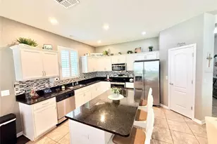 2769 Limerick Cir, Grand Island, FL 32735 - Photo 3