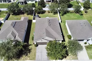 2769 Limerick Cir, Grand Island, FL 32735 - Photo 19