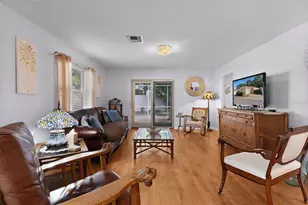 965 Avalon Ave, The Villages, FL 32159 - Photo 5