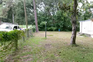 10665 SE 131 Pl, Ocklawaha, FL 32179 - Photo 19