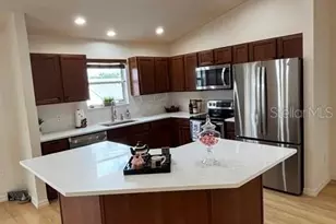 287 Mercer Way, The Villages, FL 32162 - Photo 3