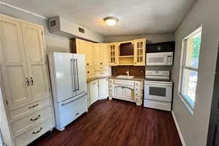 615 Danvers St, Eustis, FL 32726 - Photo 5