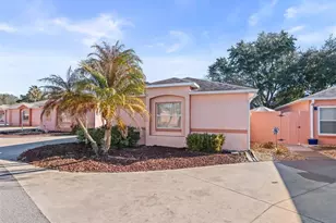 621 Enconto St, The Villages, FL 32159 - Photo 1