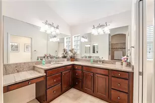 825 Ulelah St, The Villages, FL 32163 - Photo 37