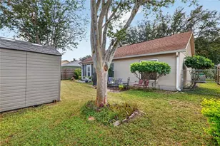 2670 Winchester Cir, Eustis, FL 32726 - Photo 23