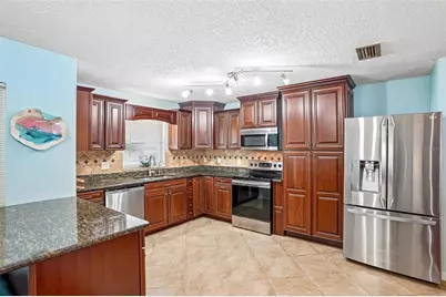 101 W Lemon Street, Lady Lake, FL 32159 - Photo 15