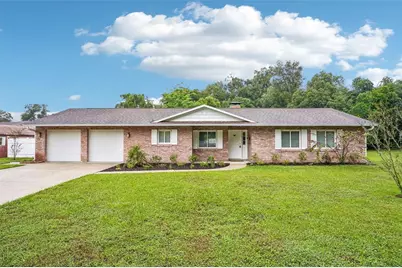 101 W Lemon Street, Lady Lake, FL 32159 - Photo 1