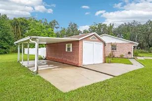 101 W Lemon St, Lady Lake, FL 32159 - Photo 5