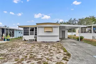 11 Hawaiian Way, Leesburg, FL 34788 - Photo 1