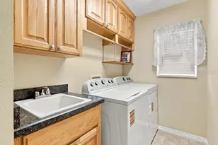 81 Golfview Cir, Umatilla, FL 32784 - Photo 27