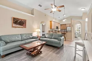 81 Golfview Cir, Umatilla, FL 32784 - Photo 3