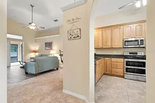 81 Golfview Cir, Umatilla, FL 32784 - Photo 17