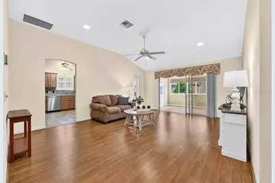 3064 Burbank Lane, The Villages, FL 32162 - Photo 5