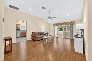 3064 Burbank Ln, The Villages, FL 32162 - Photo 5