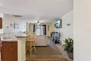 955 Aspen View Cir, Groveland, FL 34736 - Photo 11