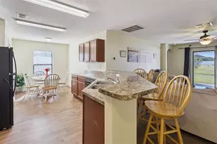 955 Aspen View Cir, Groveland, FL 34736 - Photo 5