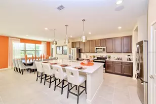 2562 Shanti Dr, Kissimmee, FL 34746 - Photo 7