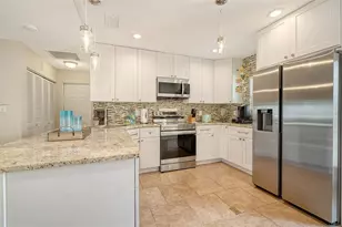 1229 Moonmist Cir, Sarasota, FL 34242 - Photo 11
