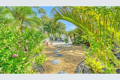 1229 Moonmist Circle #P6, Sarasota, FL 34242 - Photo 45