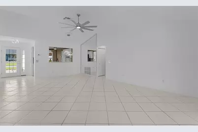 2105 Suarez Court, The Villages, FL 32159 - Photo 39