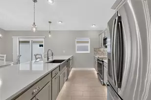 974 Jay St, The Villages, FL 32163 - Photo 9